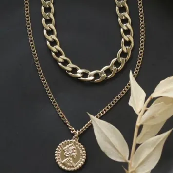 14K Gold-Filled Elizabeth Pendant Necklace