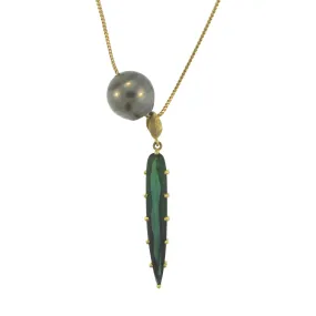 A Elongated Green Tourmaline   Pearl Chain Necklace