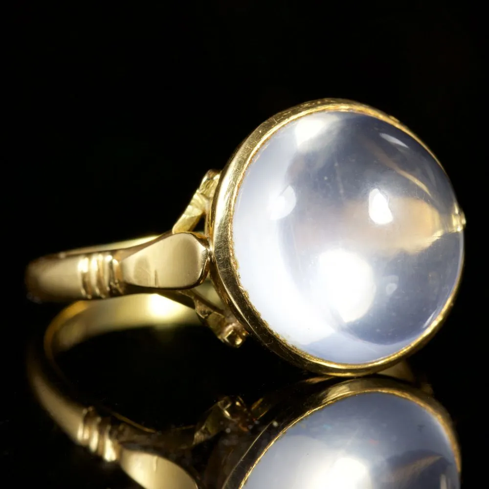 Antique Victorian Moonstone 18Ct Gold Ring Circa 1880