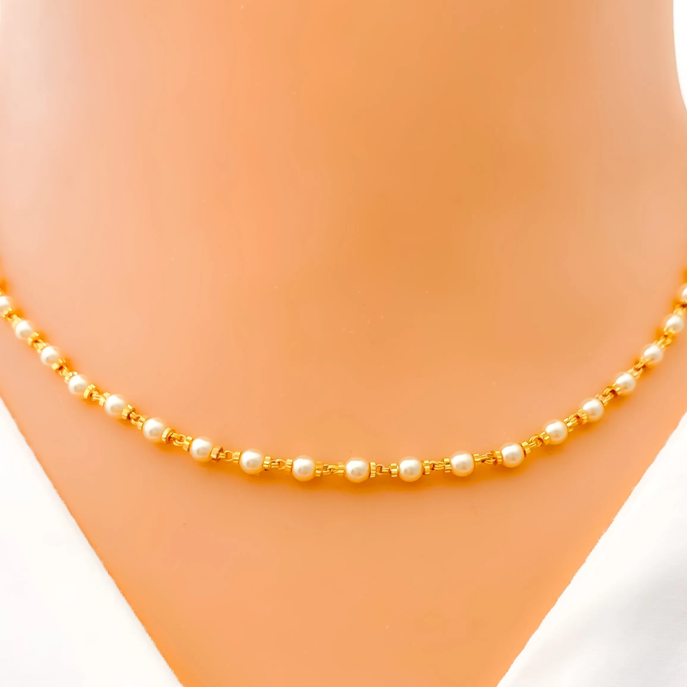 Attractive Fine Pearl Necklace