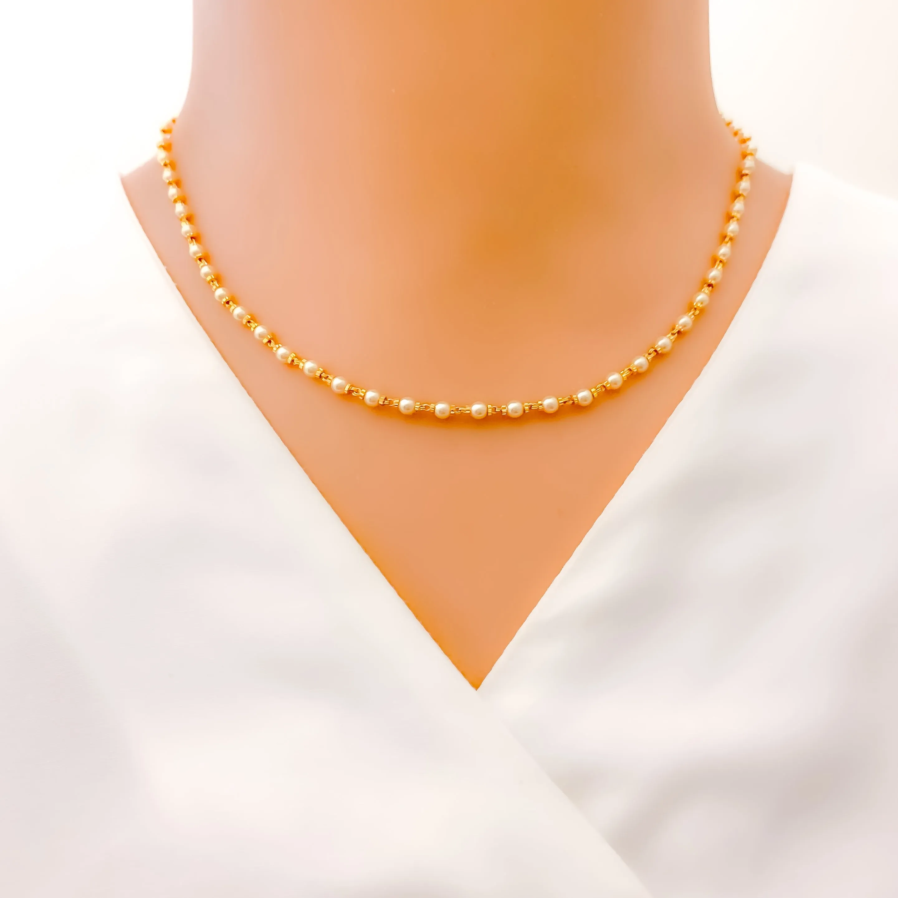 Attractive Fine Pearl Necklace