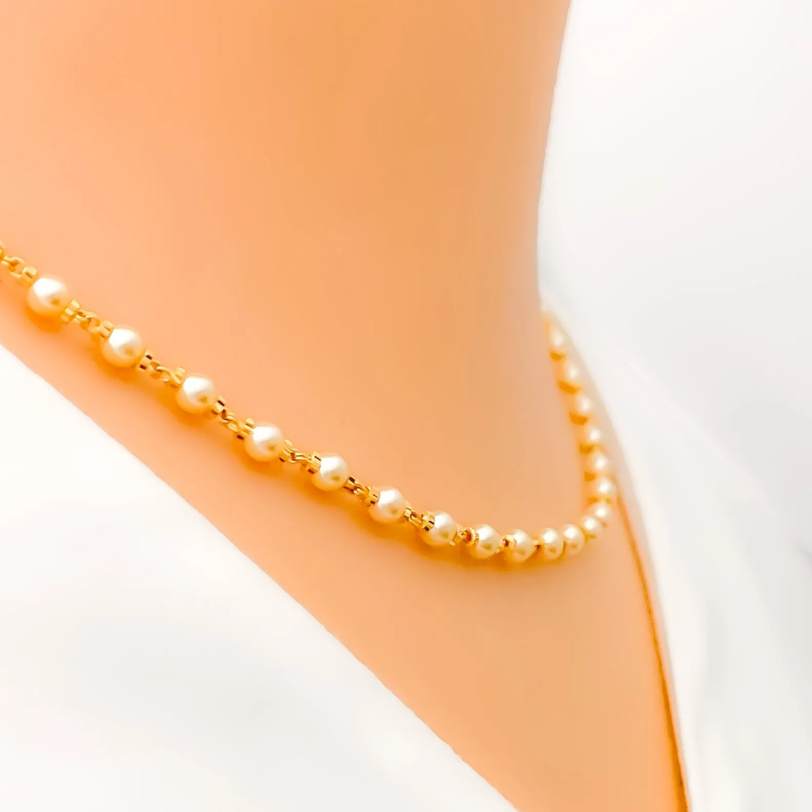 Attractive Fine Pearl Necklace