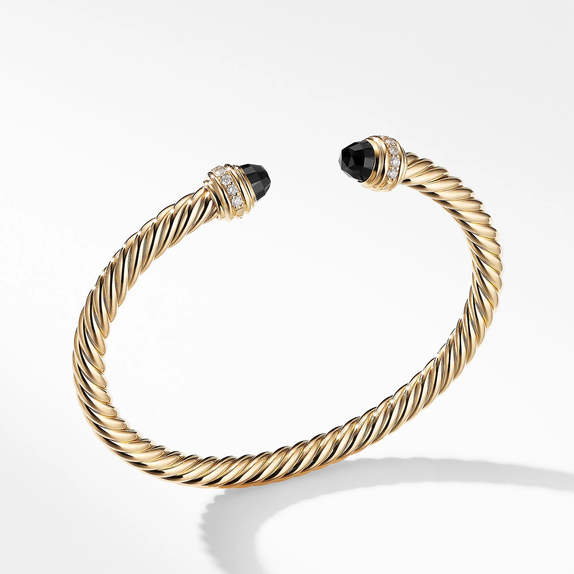 Cable Bracelet in 18K Gold with Black Onyx and Diamonds, Size Medium