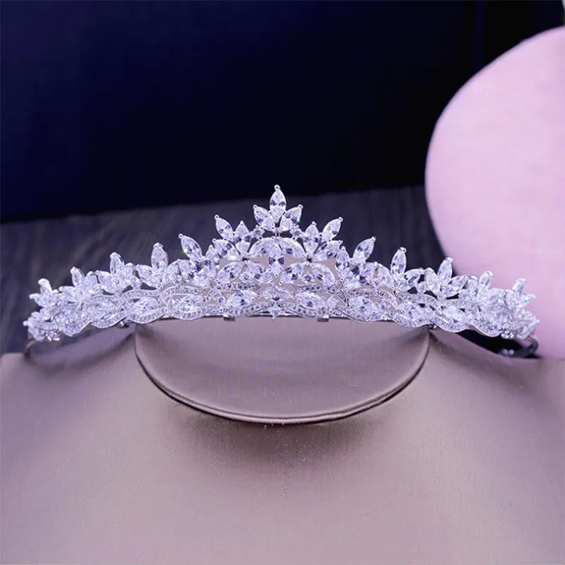 Classic Cubic Zirconia Royal Wedding Bridal Tiara Crown Hair Accessories HG1178