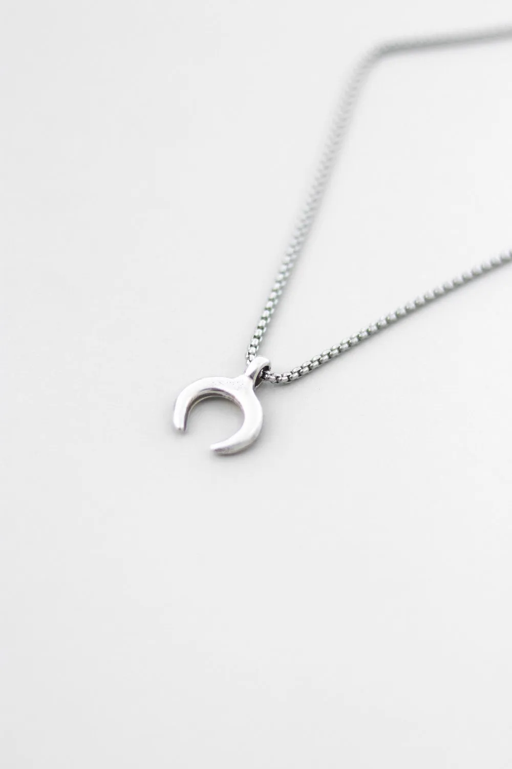 Double horn necklace for men, men's crescent moon necklace on a Rolo chain, silver pendant, gift for him, mens jewelry