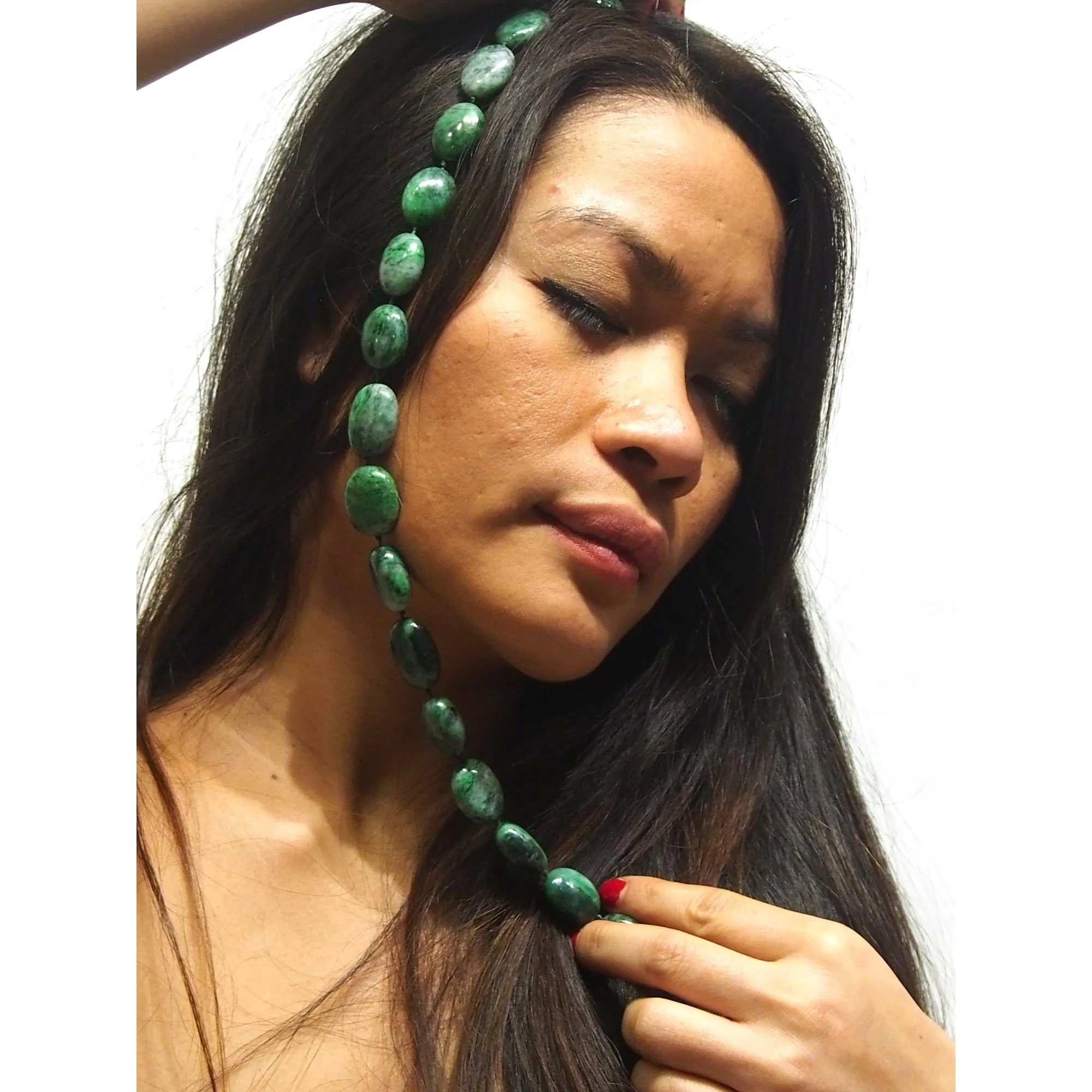 Fine Jade Smooth Oval Strand