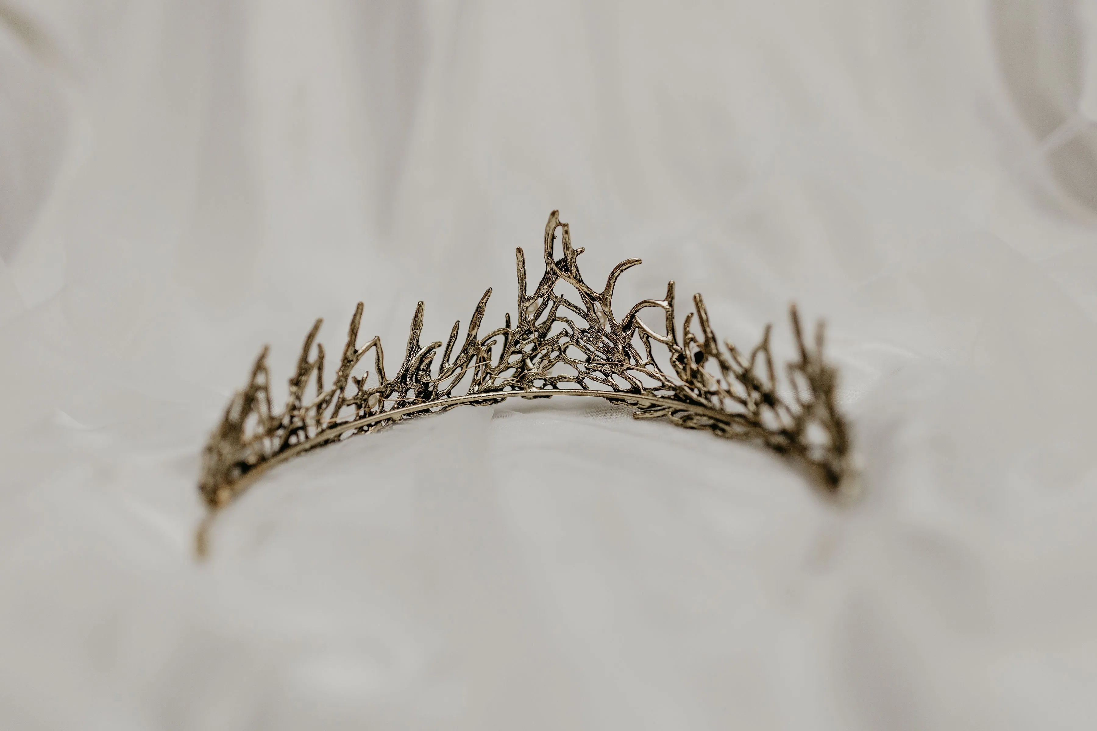 Gilda’s Tiara in Antique Gold/ Bronze