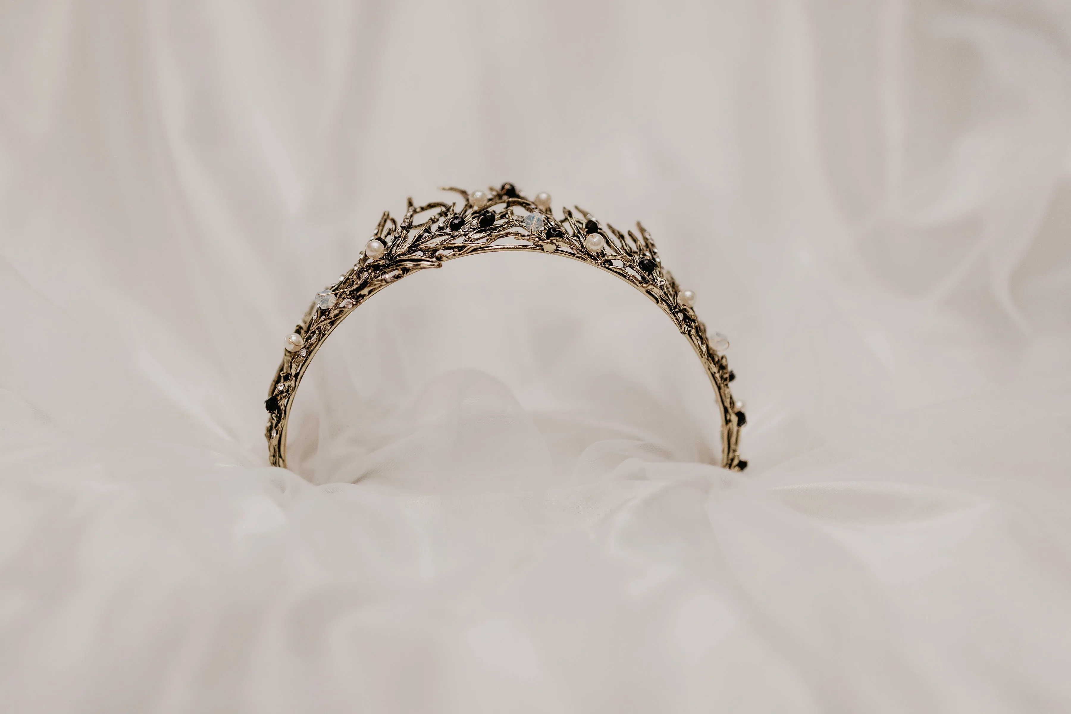 Gilda’s Tiara in Antique Gold/ Bronze