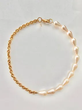 HALF CHAIN PEARL NECKLACE