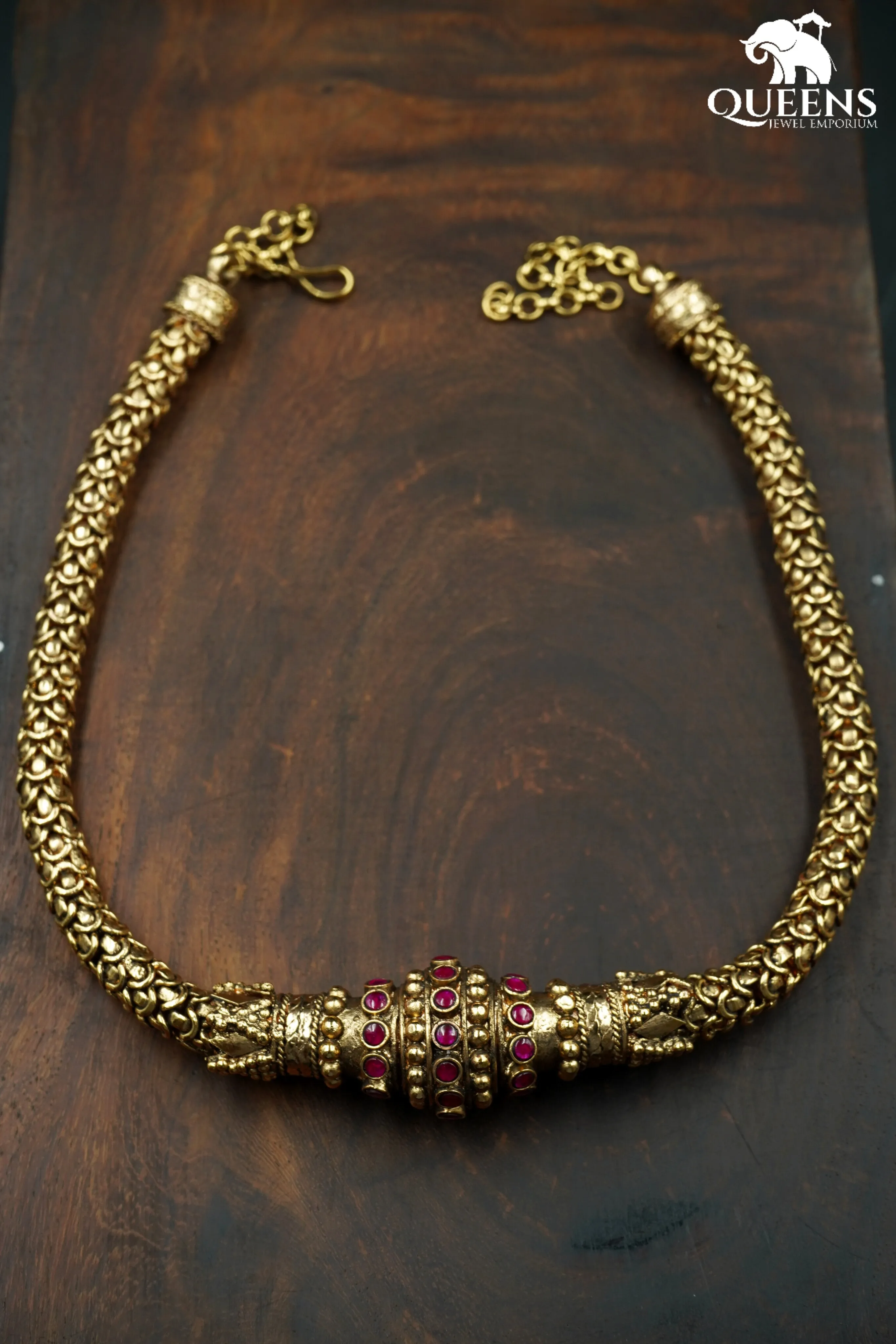 HAMSIKA NECKLACE