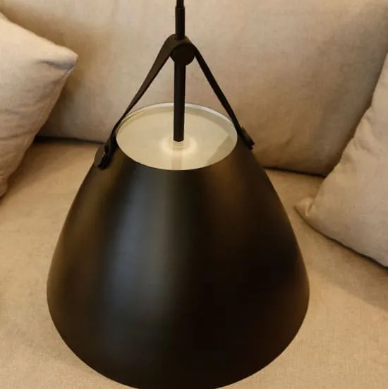 Labeeno Leather Strap Pendant Lamp