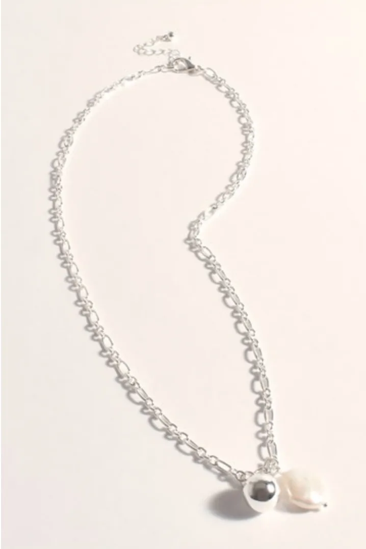 Metal Pearl Drop Necklace Silver/Cream