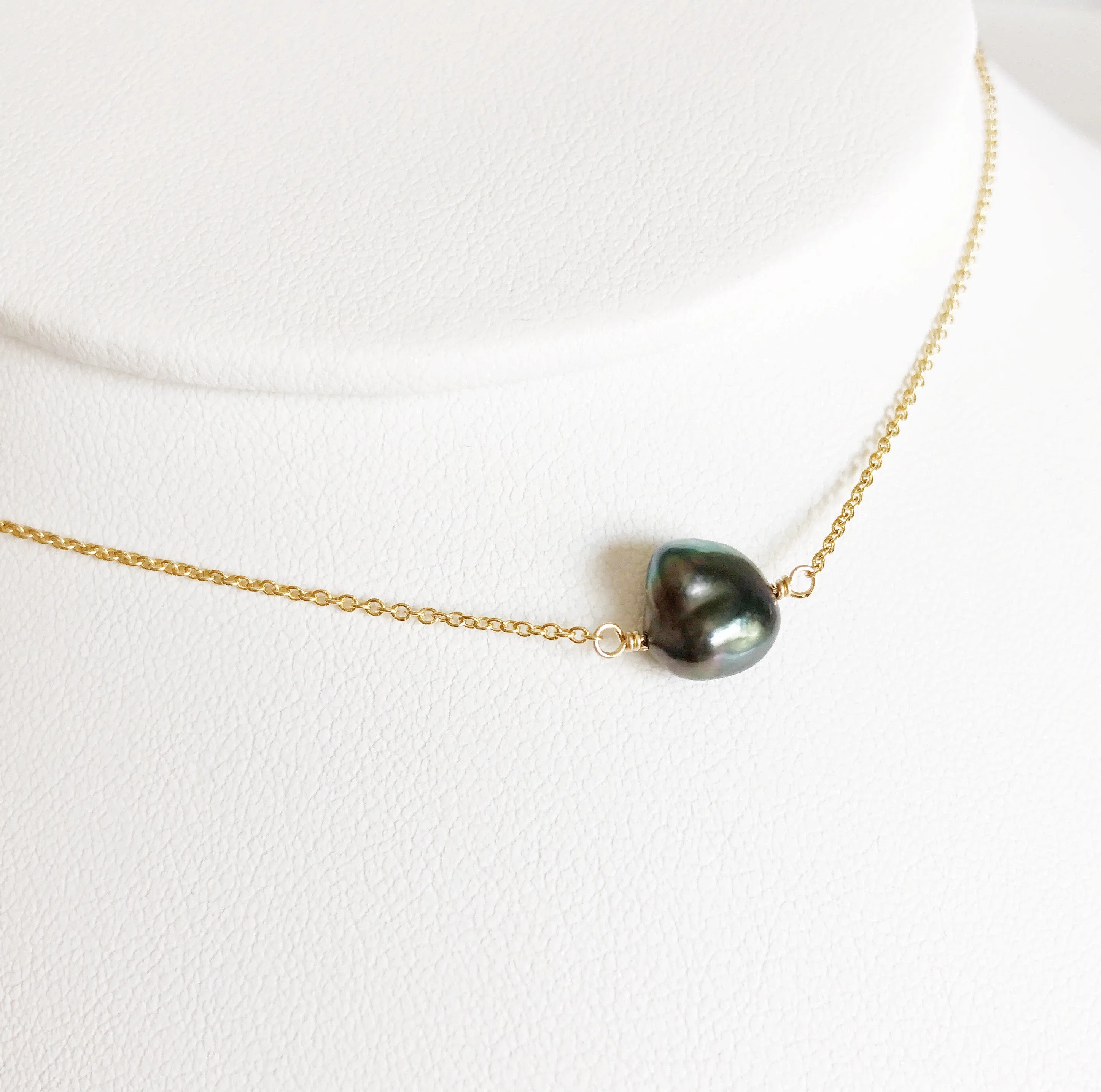 Necklace KEELY - Keshi tahitian pearl (N255)