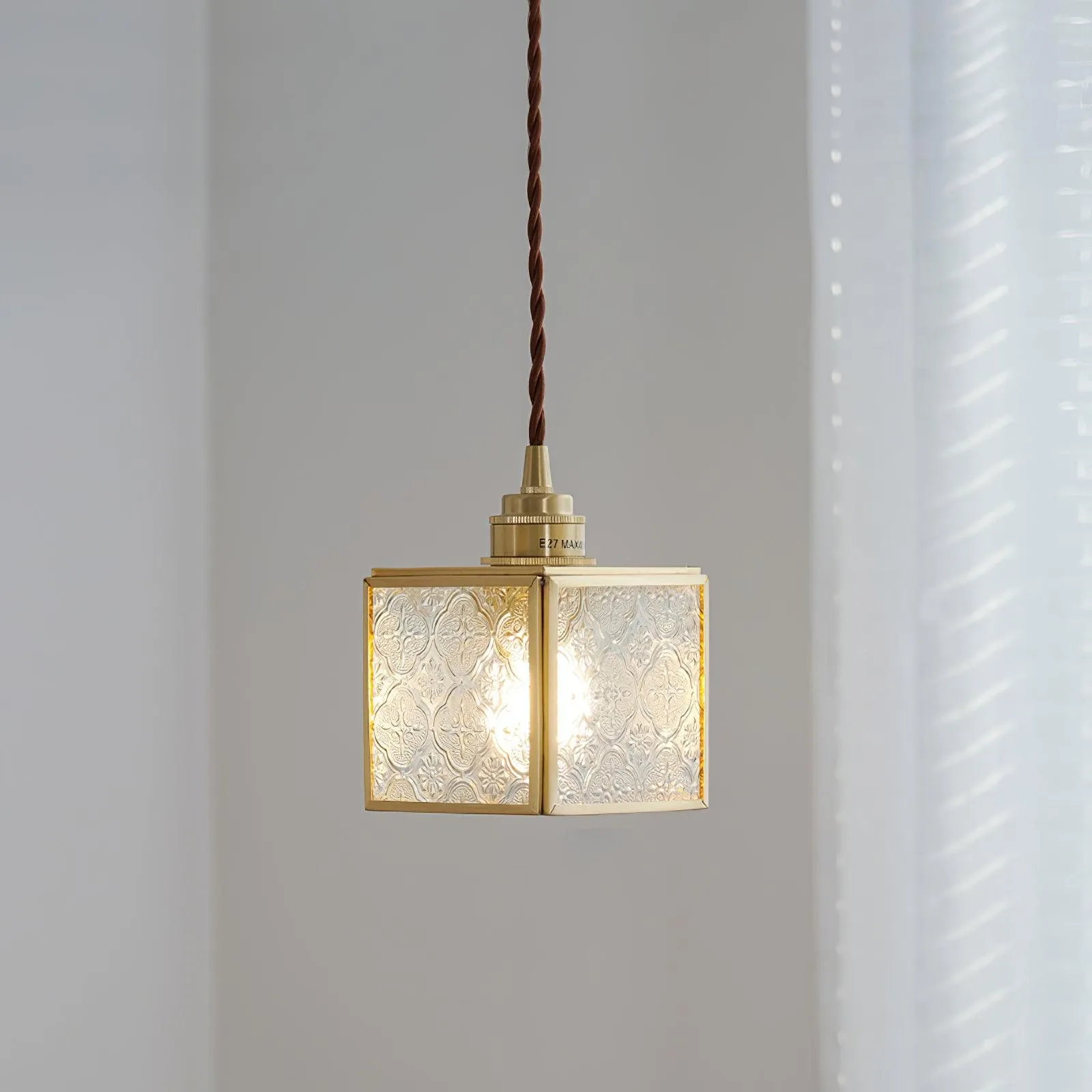 Patterned Glass Pendant Lamp