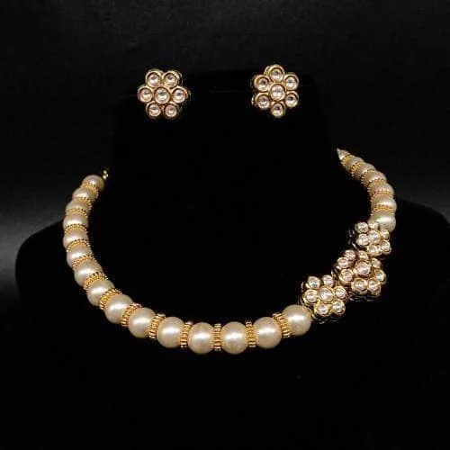 Pearls Kundan Necklace Set