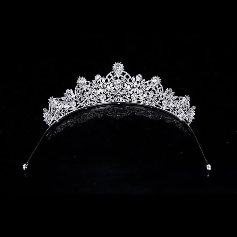 Pretty Wedding Tiara,Crystal Bride Tiaras for Bride,Prom,Party Head Accessories, Gatherings Hair Accessories for Women