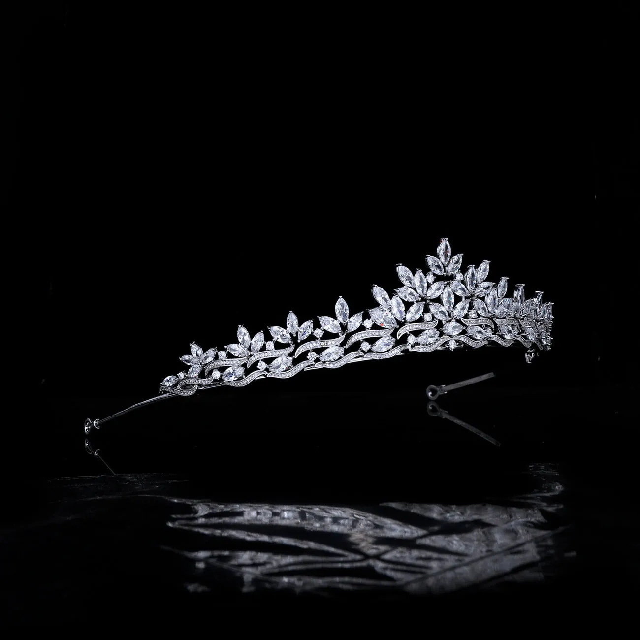 Princess Classic Tiara for Wedding ,Crystal Tiaras for Bride HT19031