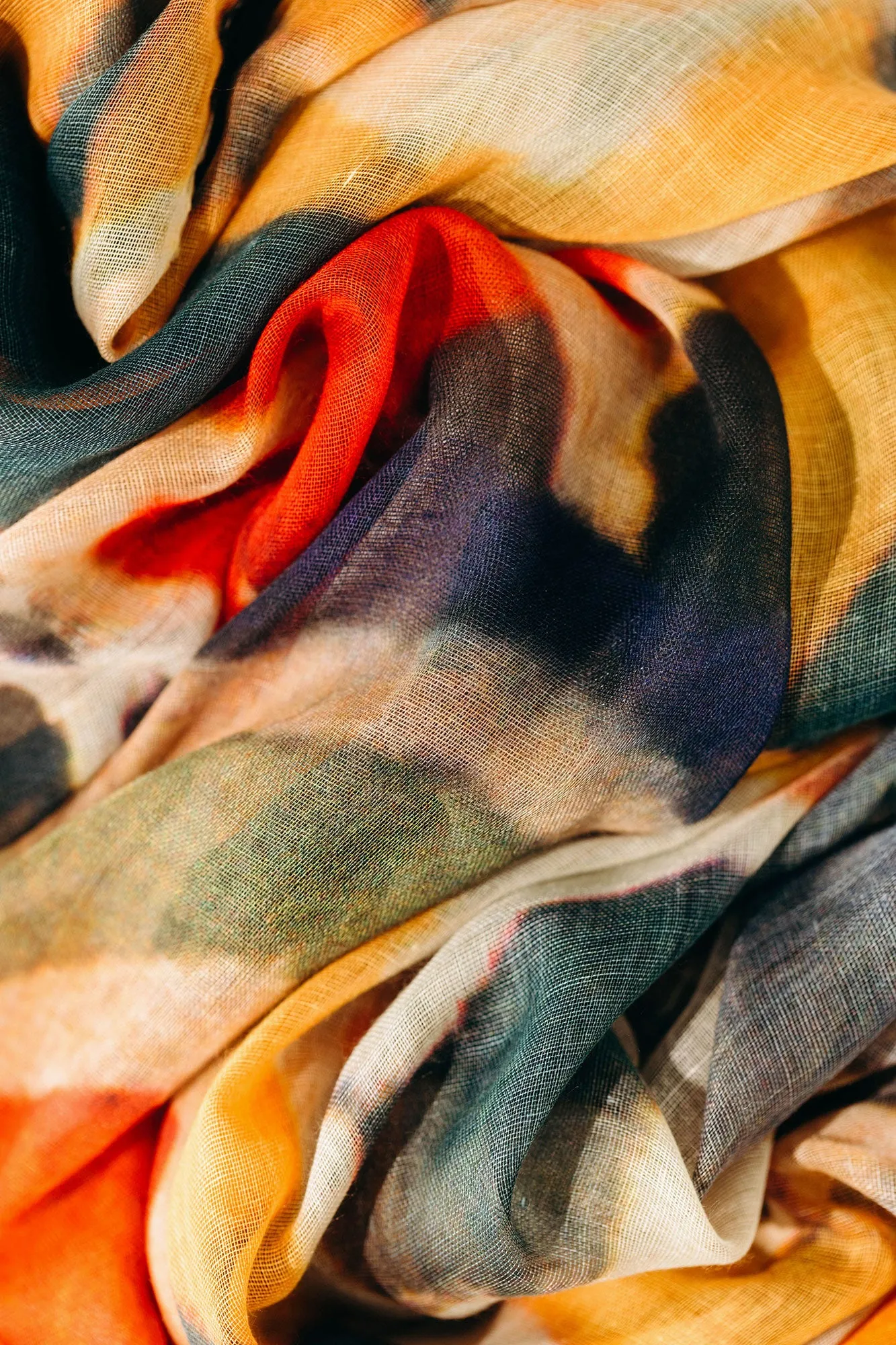 "Dragon Wall, 2" Scarf