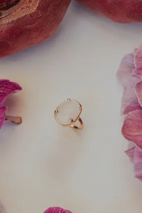 Rose Cut Gemstone Ring - Moonstone 14k