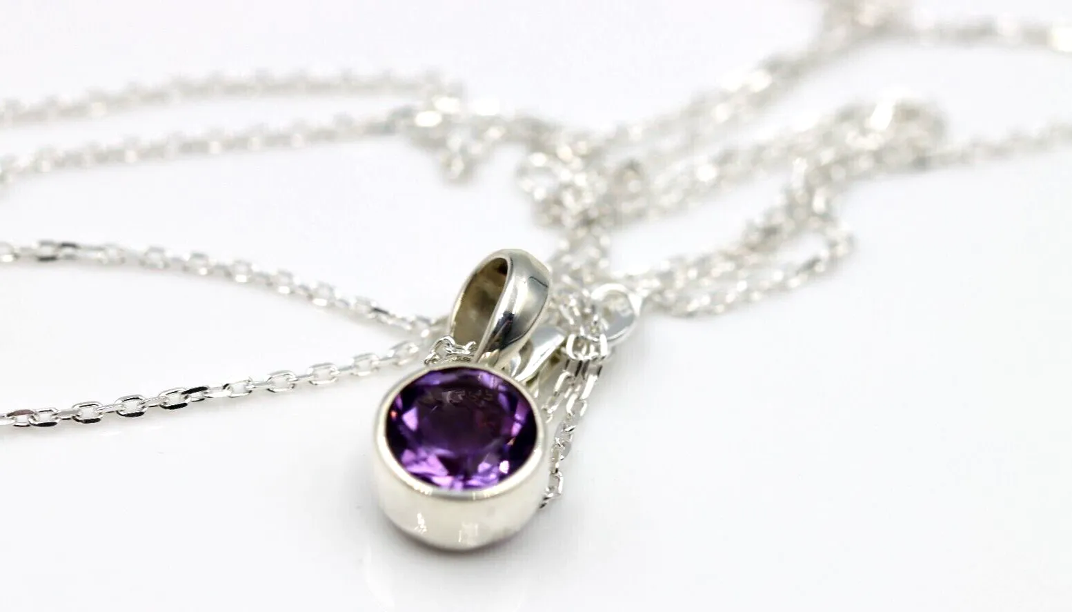 Sterling Silver 925 Round Amethyst Pendant & 65cm Chain Necklace