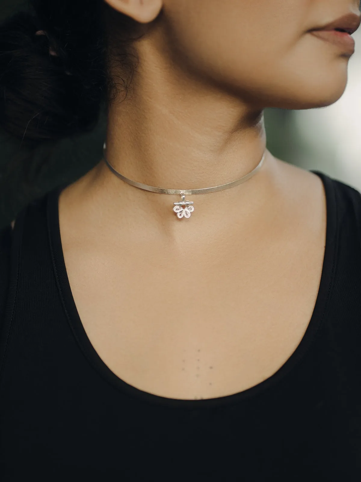 Tarkashi Choker