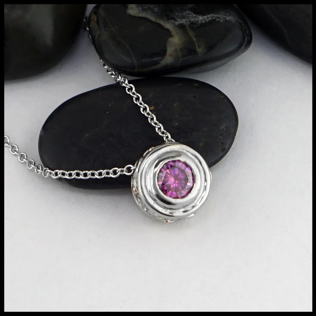 Trinity Knot Pendant with Purple Moissanite