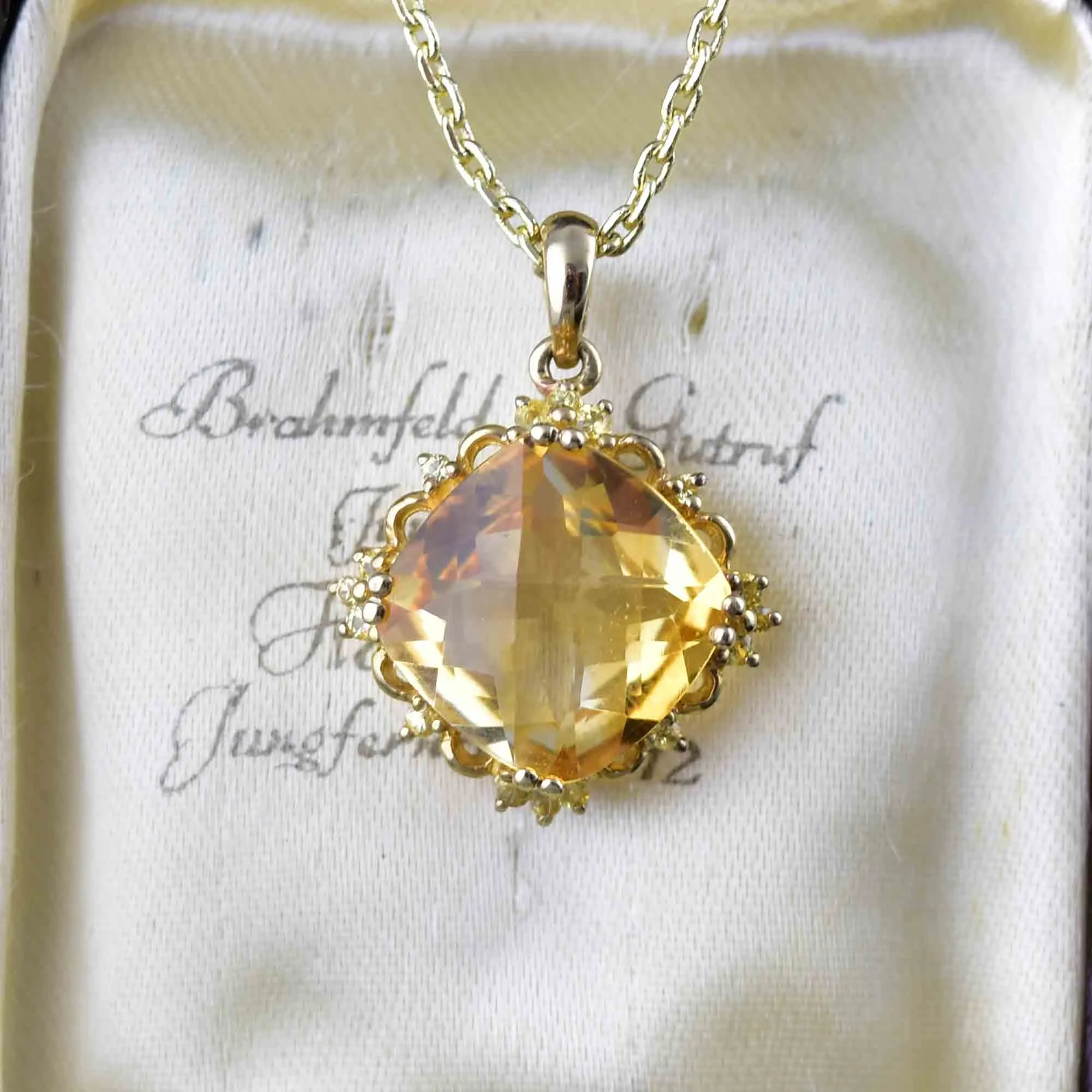 Vintage 10K Gold Spinel Checkerboard Citrine Pendant Necklace