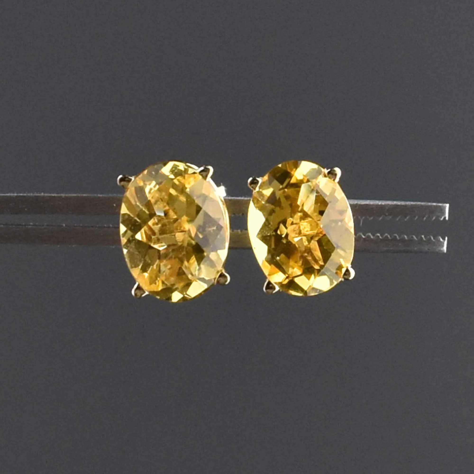 Vintage Citrine 14K Gold Stud Earrings