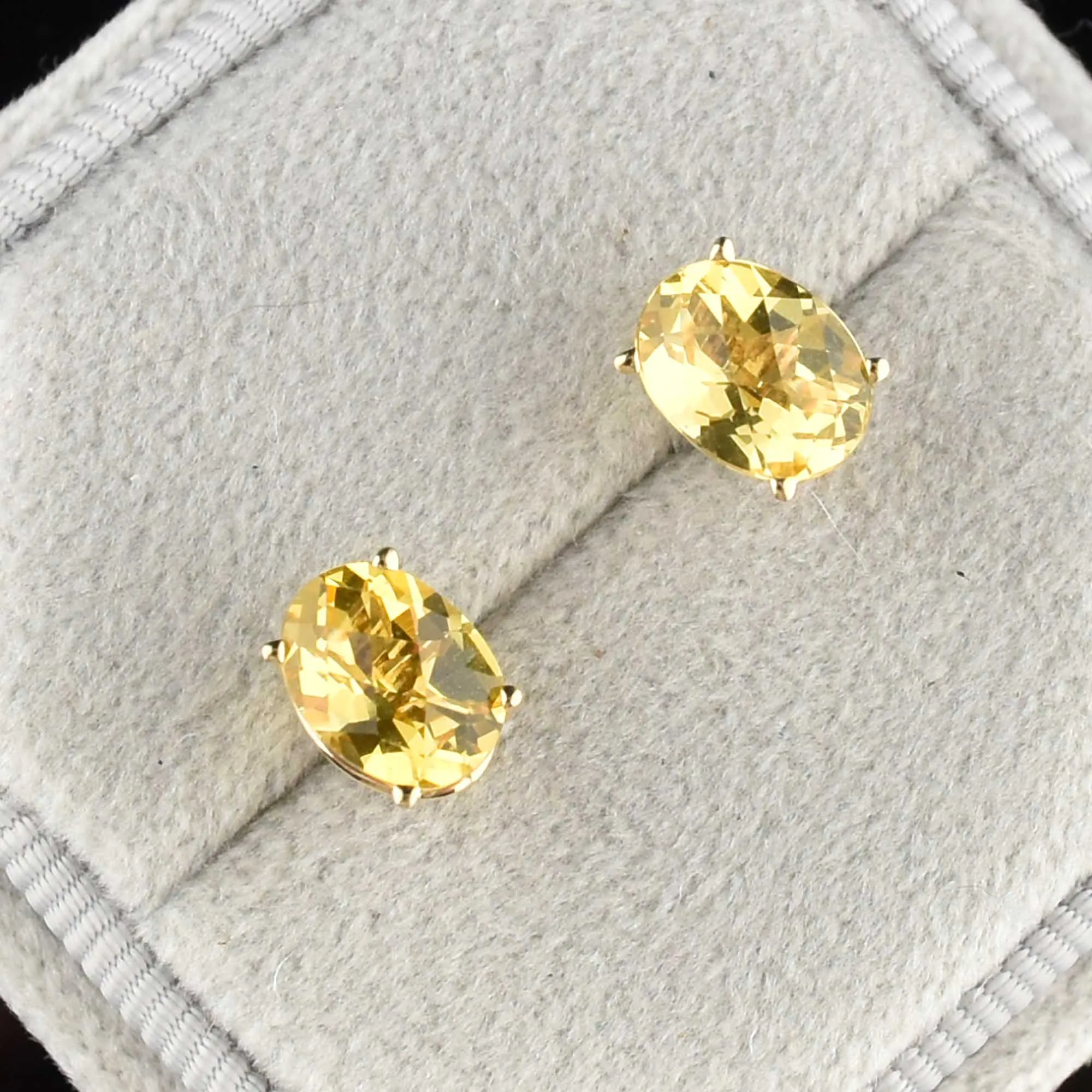 Vintage Citrine 14K Gold Stud Earrings