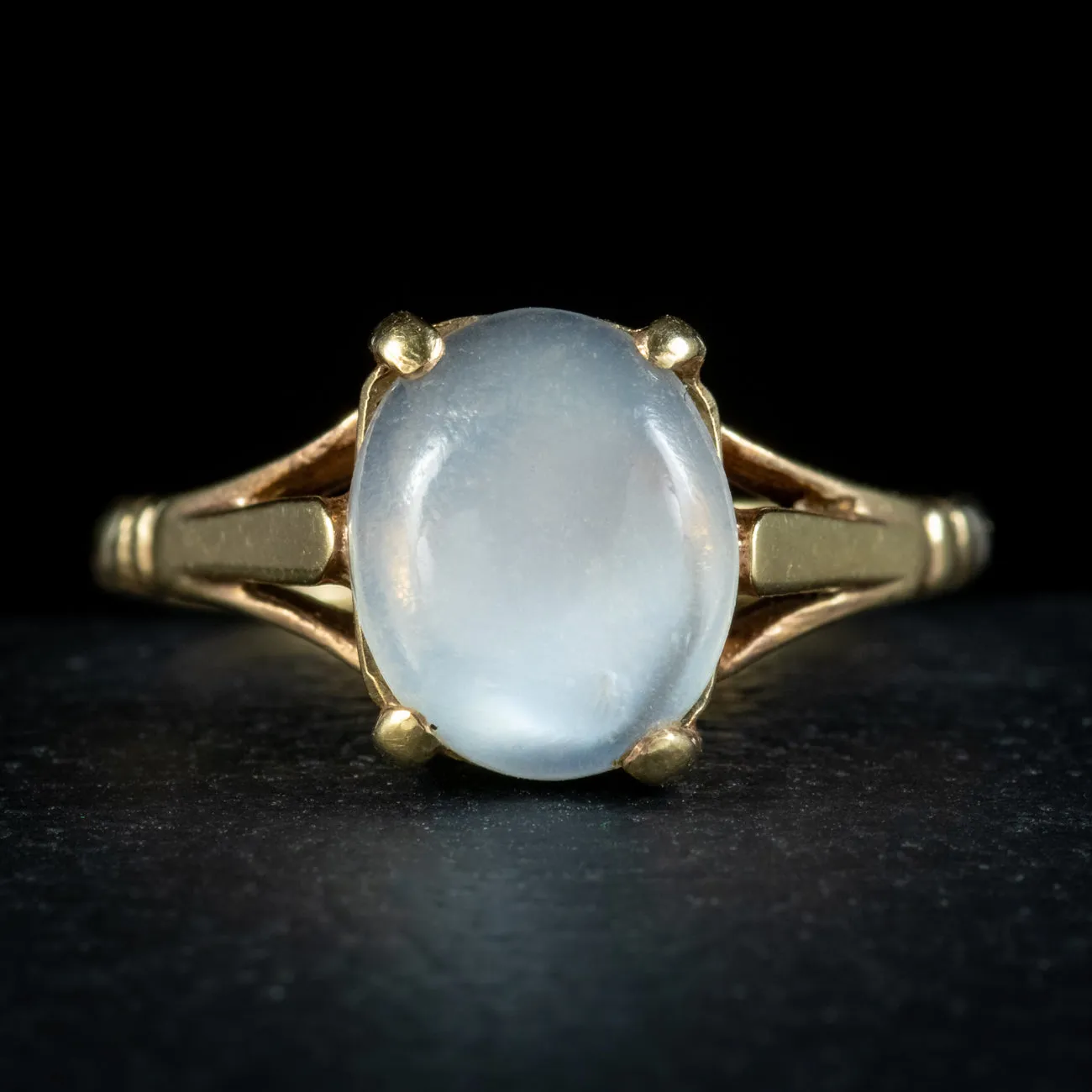 Vintage Moonstone Solitaire Ring 9ct Gold Dated 1965